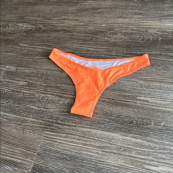 Neon Bikini Bottom - Picture 2 of 3